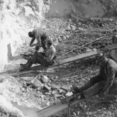 Workers building the Villach Alpine Road | © villacher-alpenstrasse.at/Archiv